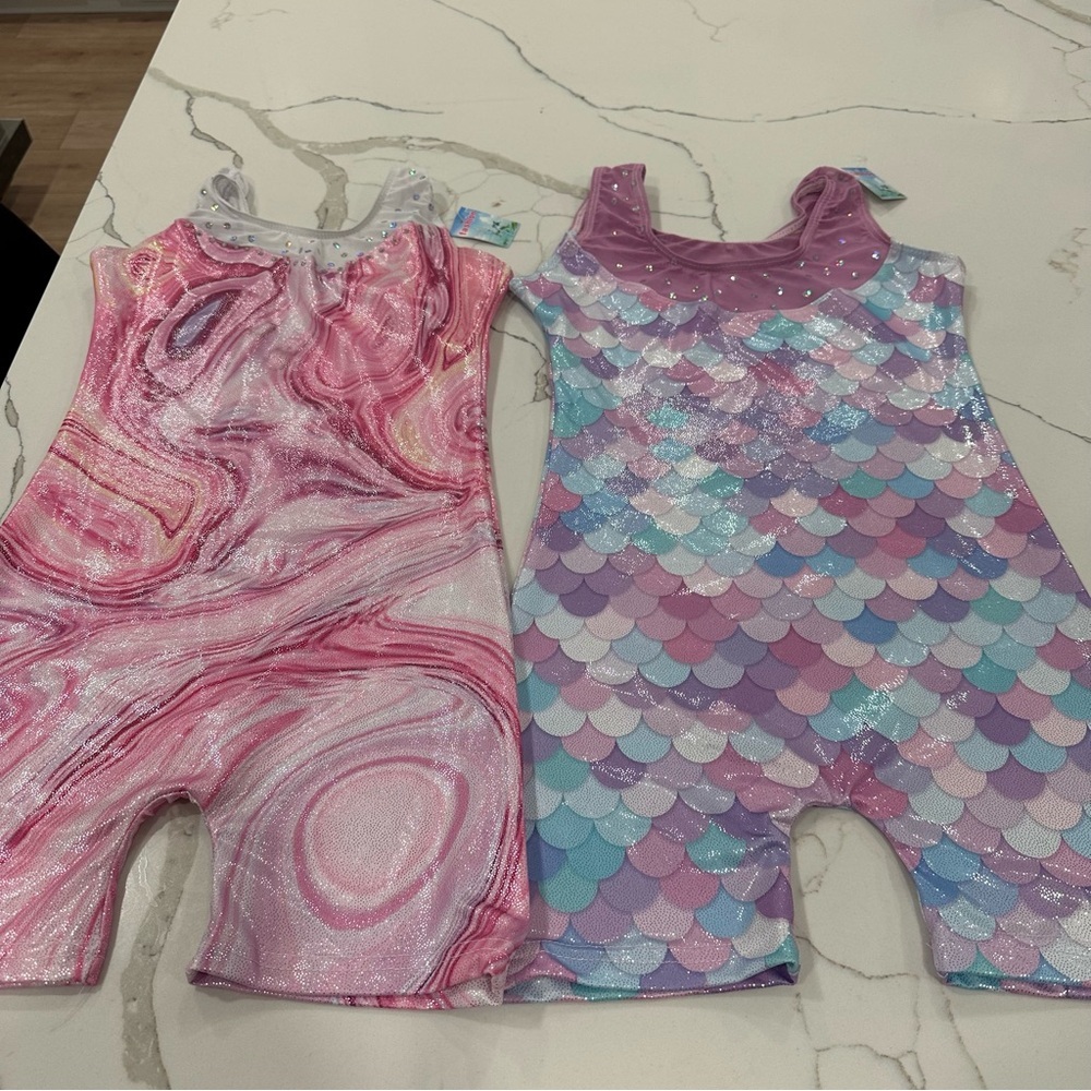 2 Girls Gymnastics Biketards - Pink Marble & Mermaid Scale - Size 140 (8/10) - Picture 3 of 4